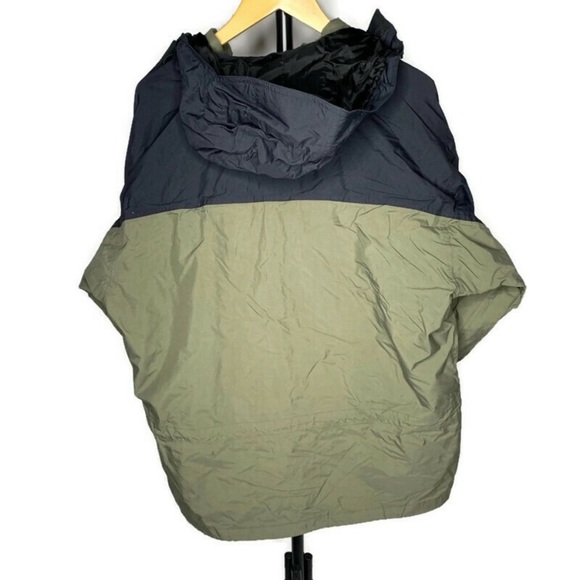 helly hansen raincoat - Picture 2 of 3